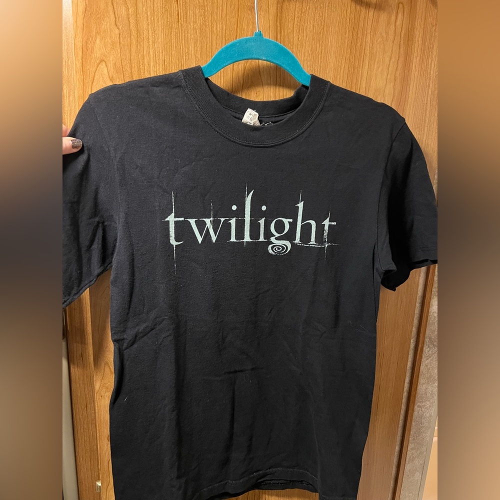 Vintage Twilight Tshirt ⭐️🖤 Size Unisex Small